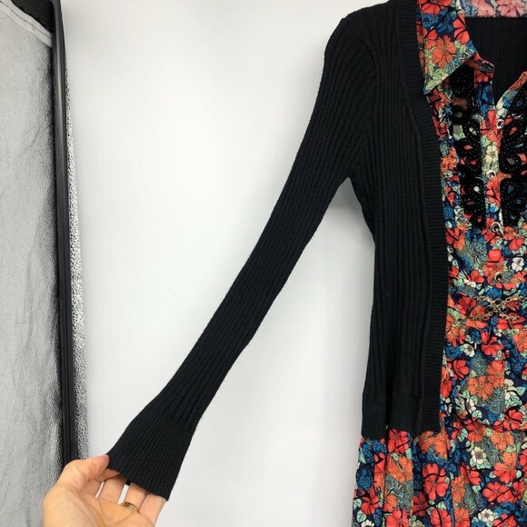 Red Multicolor Floral Silk Blend Collared tunic Attached Black Cardigan Set - Picture 5 of 15